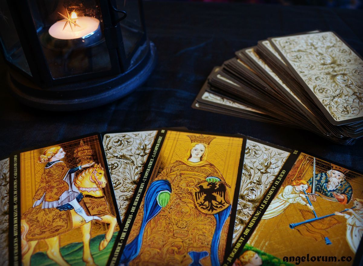 Visconti-Sforza-Tarot-facsimile-angelorum